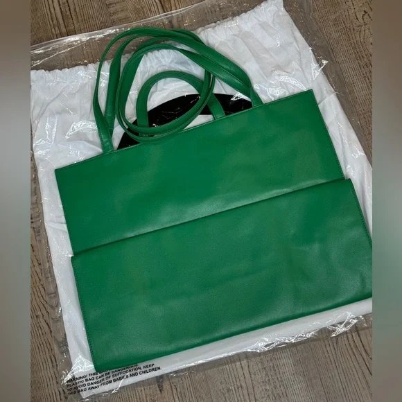 Telfar - Green Screen - Large - Picture 8 of 8